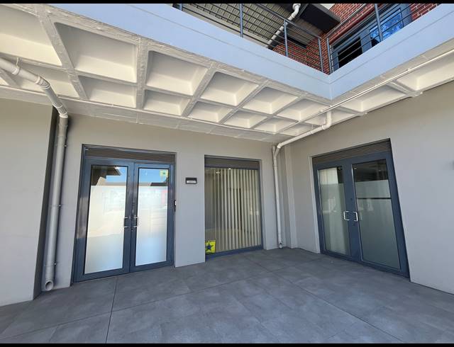209M² BUSINESS TO LET IN MILNERTON CENTRAL
